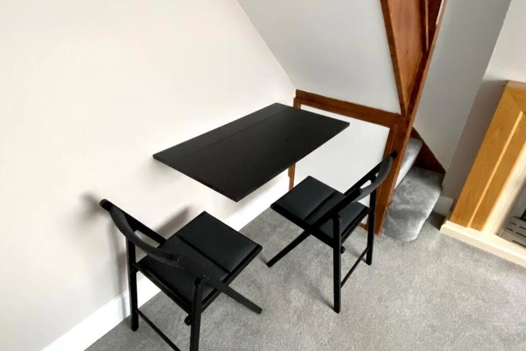Spacious 2 Bed Apt Sleeps 4 Near Bournemouth Beach Εξωτερικό φωτογραφία